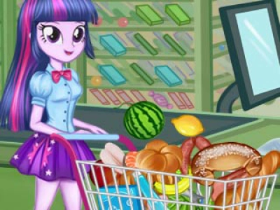 Twilight Sparkle Christmas Shopping game screenshot